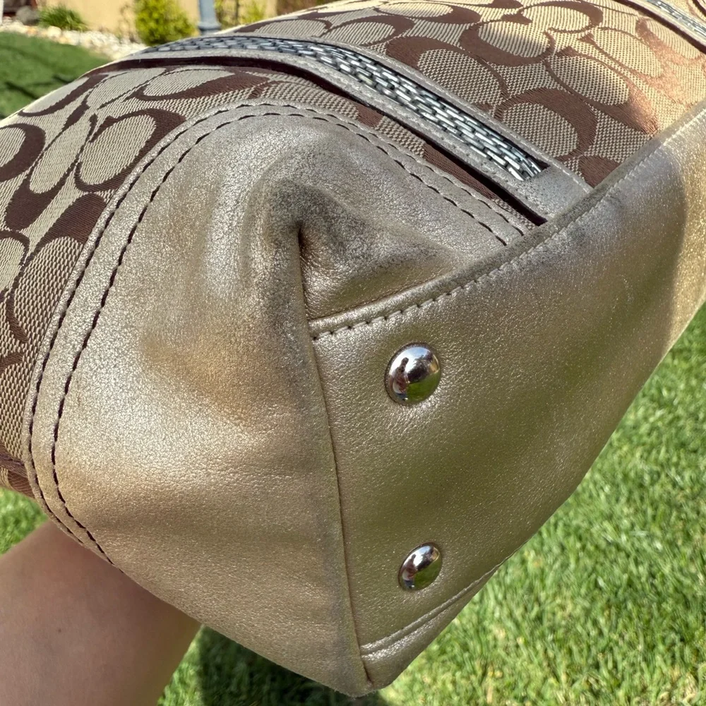 Coach Signature Large Jacquard Beige Tote Bag - Picture 5 of 13